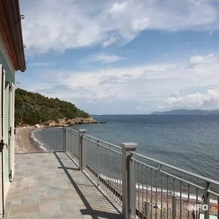 Le Fornacelle 3* Rio Marina